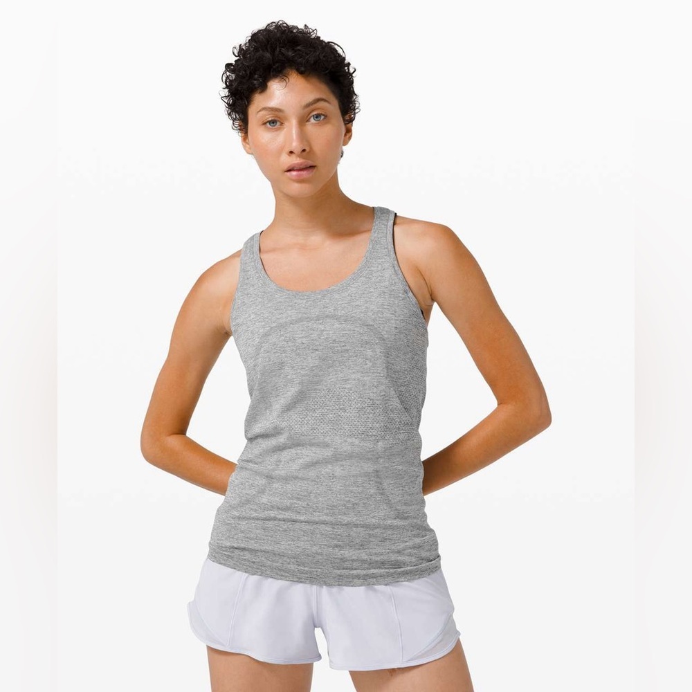 Lululemon Swiftly Tech Racerback 2.0 in Slate / White Size 10